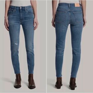 FRYE Sienna Cropped Skinny Jeans Size 26 Mid-Rise Medium Wash Raw Hem